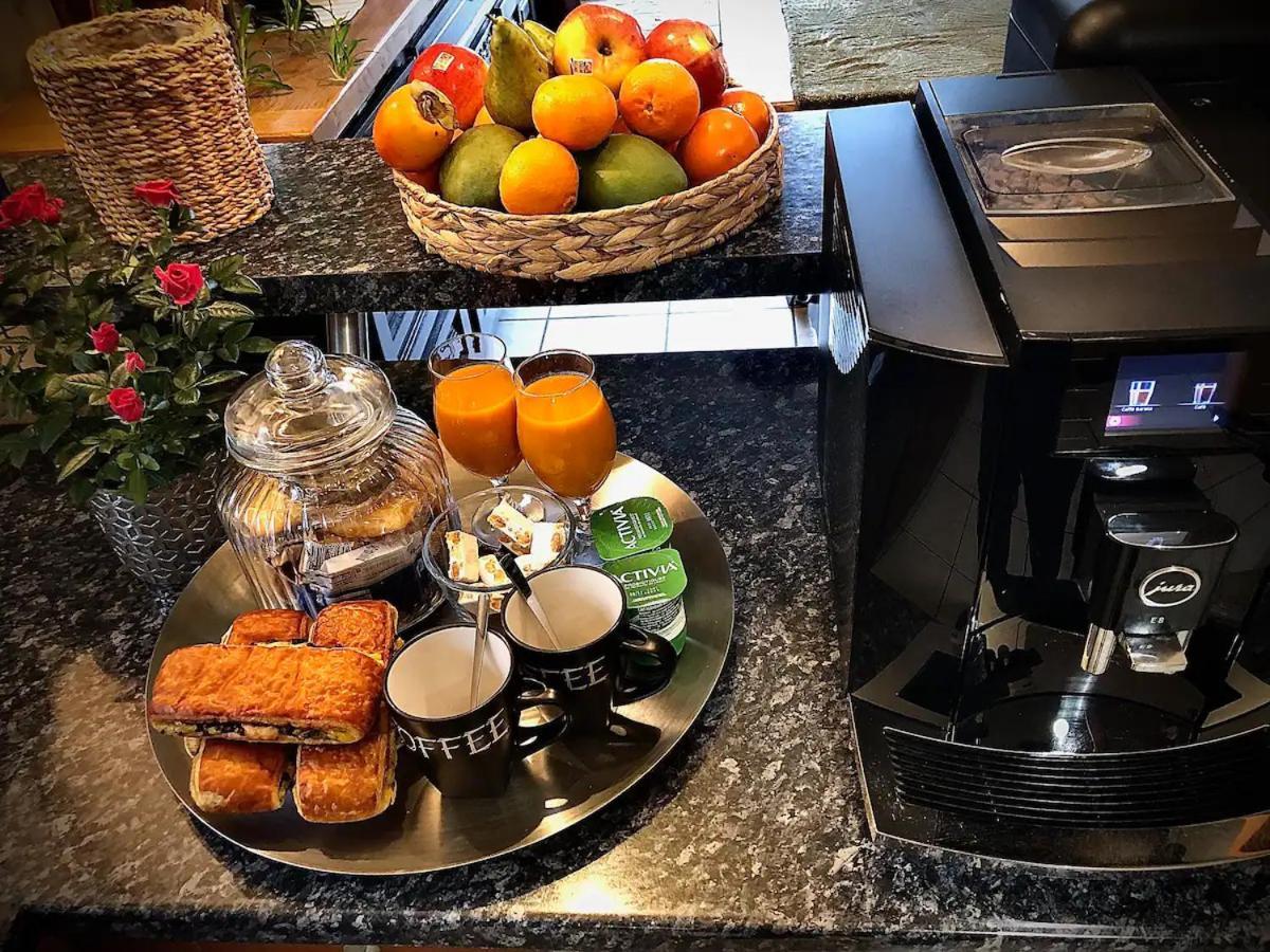 A La Marc'Quize Chambres D'Hotes, Petit Dejeuner Compris, Avec Piscine A Debordement En Exterieur, Bain Nordique A 38 Degres En Prestation Supplement Sur Reservation Horaire Anticipee 1 Place De Parking Gratuite Sur Place Мукси Экстерьер фото