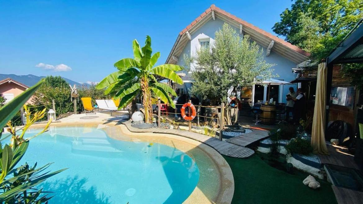 A La Marc'Quize Chambres D'Hotes, Petit Dejeuner Compris, Avec Piscine A Debordement En Exterieur, Bain Nordique A 38 Degres En Prestation Supplement Sur Reservation Horaire Anticipee 1 Place De Parking Gratuite Sur Place Мукси Экстерьер фото